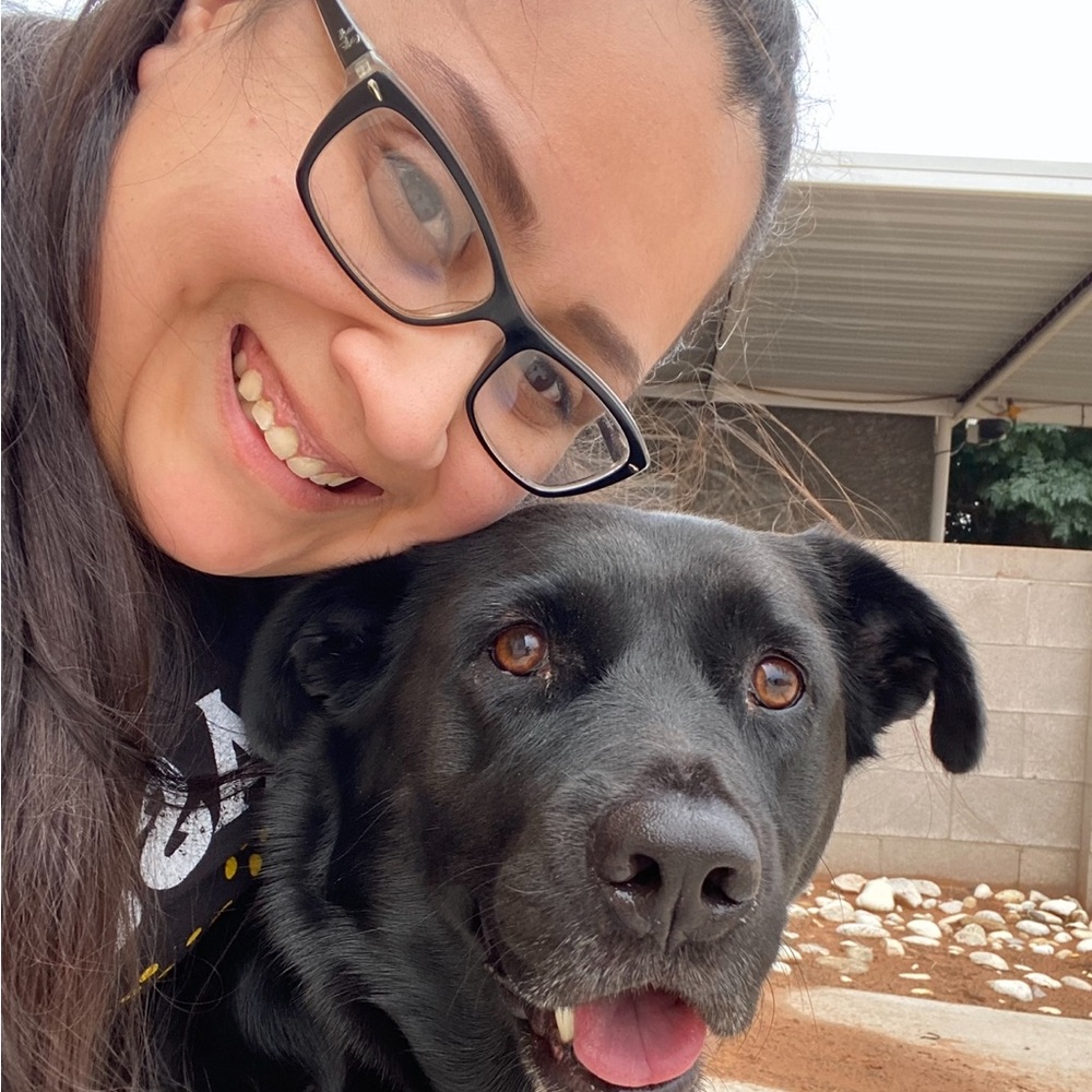 Meet your Posher, Rocio